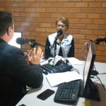 João Carlos Gonçalves entrevistando a Secretaria da Educação Rosangela Barauna